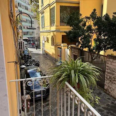 La Di Angela Nápoles